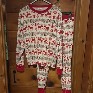 Hanna Andersson Red and Cream Reindeer Holiday Pajama Set